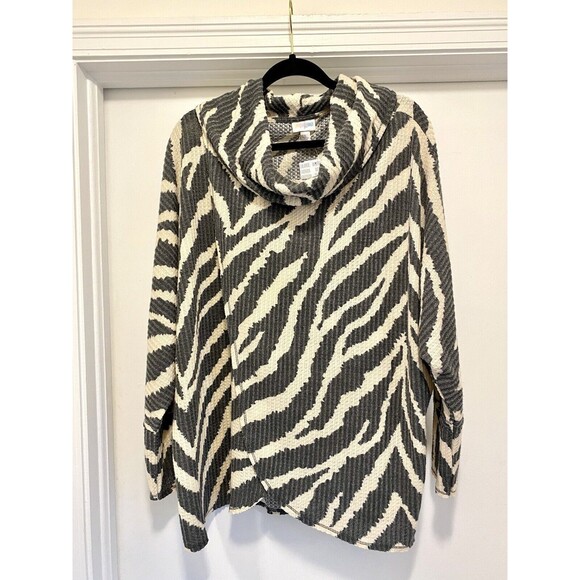 NWT LuLaRoe Kristen Sweater SZ Large Pullover Cowl Neck Zebra Print Waffle Knit - Picture 1 of 8